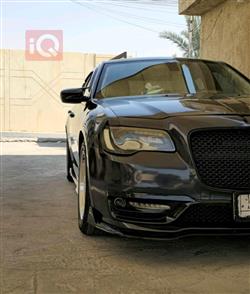 کرایسلەر 300